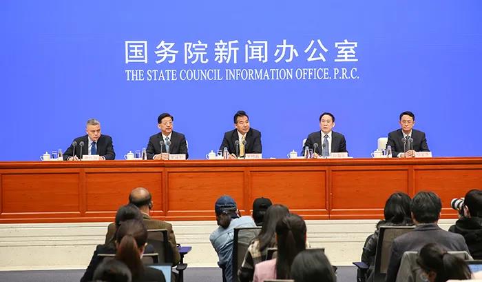 國新辦發(fā)布會(huì)：中醫(yī)藥顯著提升輕型普通型患者治愈率，有效緩解癥狀